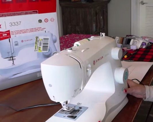 Unboxing and Setting Up the Singer 3337